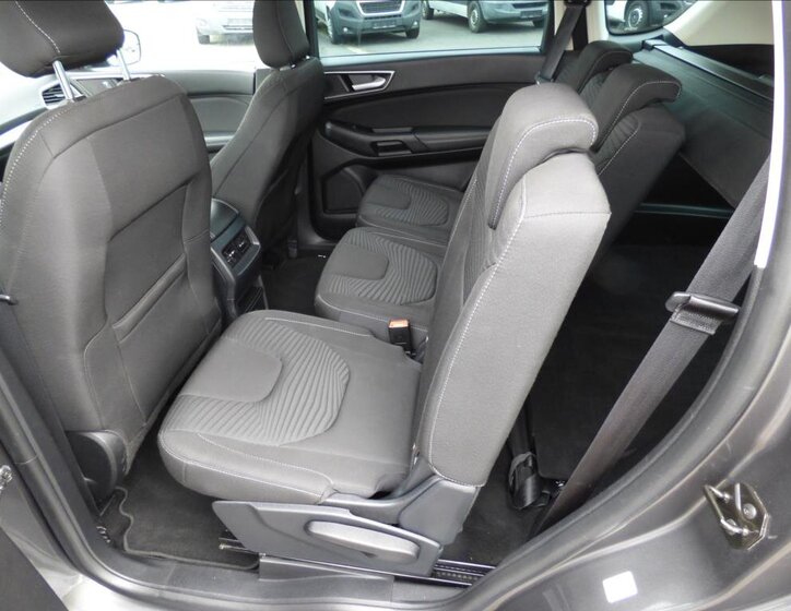 Ford S-MAX MPV 2,0 l 110 kw