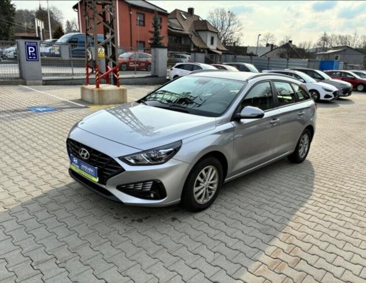 Hyundai i30 Kombi 1,6 l 85 kw