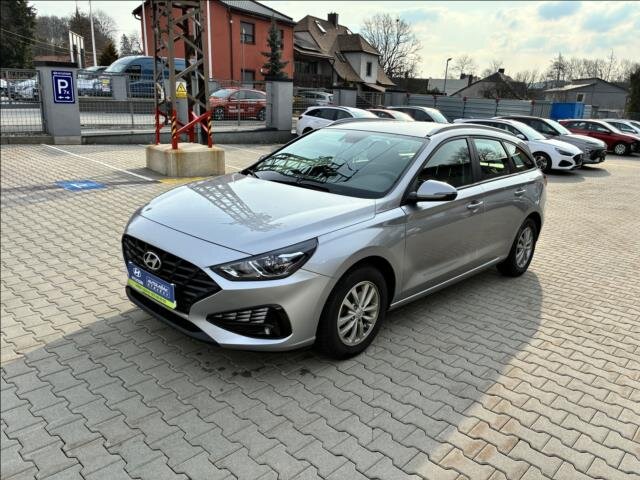 Hyundai i30 Kombi 1,6 l 85 kw