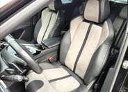 Peugeot 3008 SUV / Terénní 1,6 l 165 kw