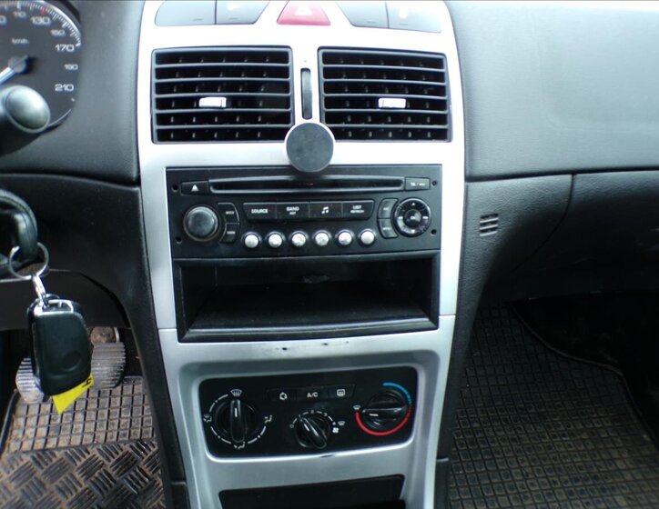 Peugeot 307 Kombi 1,6 l 80 kw