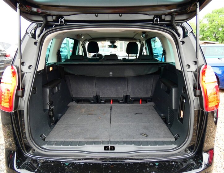 Peugeot 5008 MPV 1,6 l 115 kw