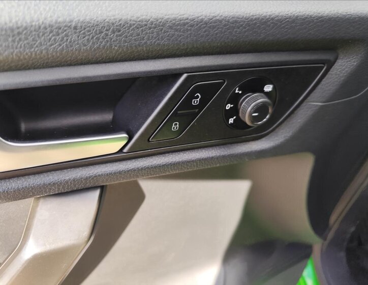 Volkswagen Caddy Ostatní 2,0 l 75 kw