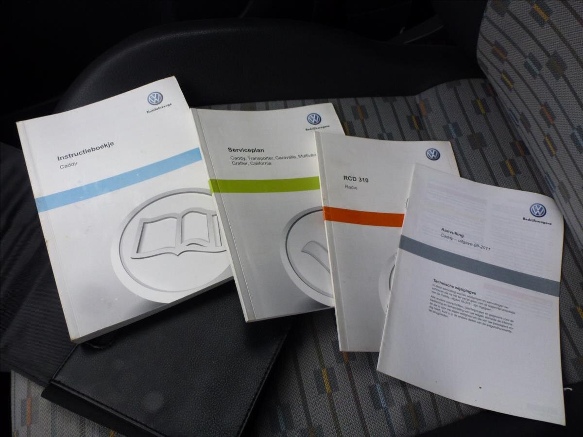 Volkswagen Caddy Skříň 1,6 l 55 kw