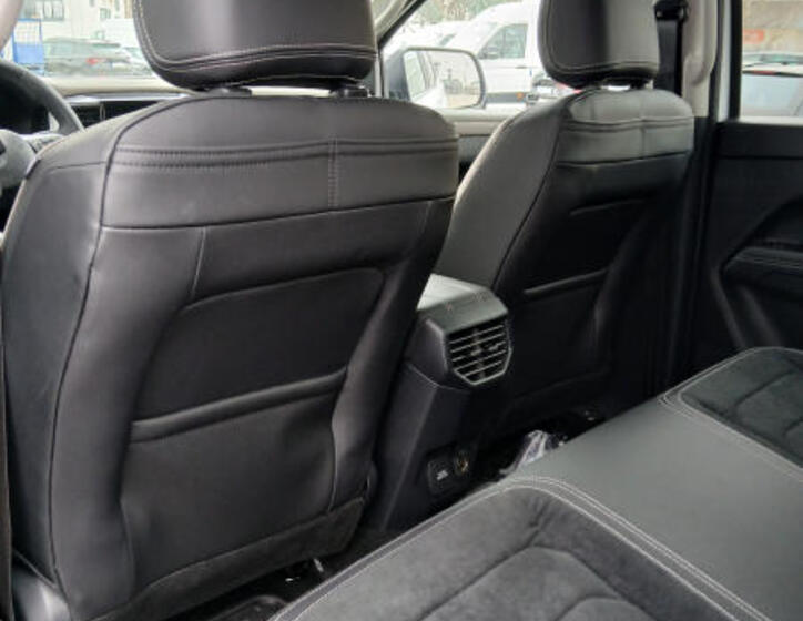 Volkswagen Amarok 12