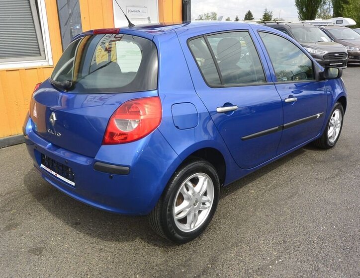 Renault Clio Hatchback 1,1 l 55 kw