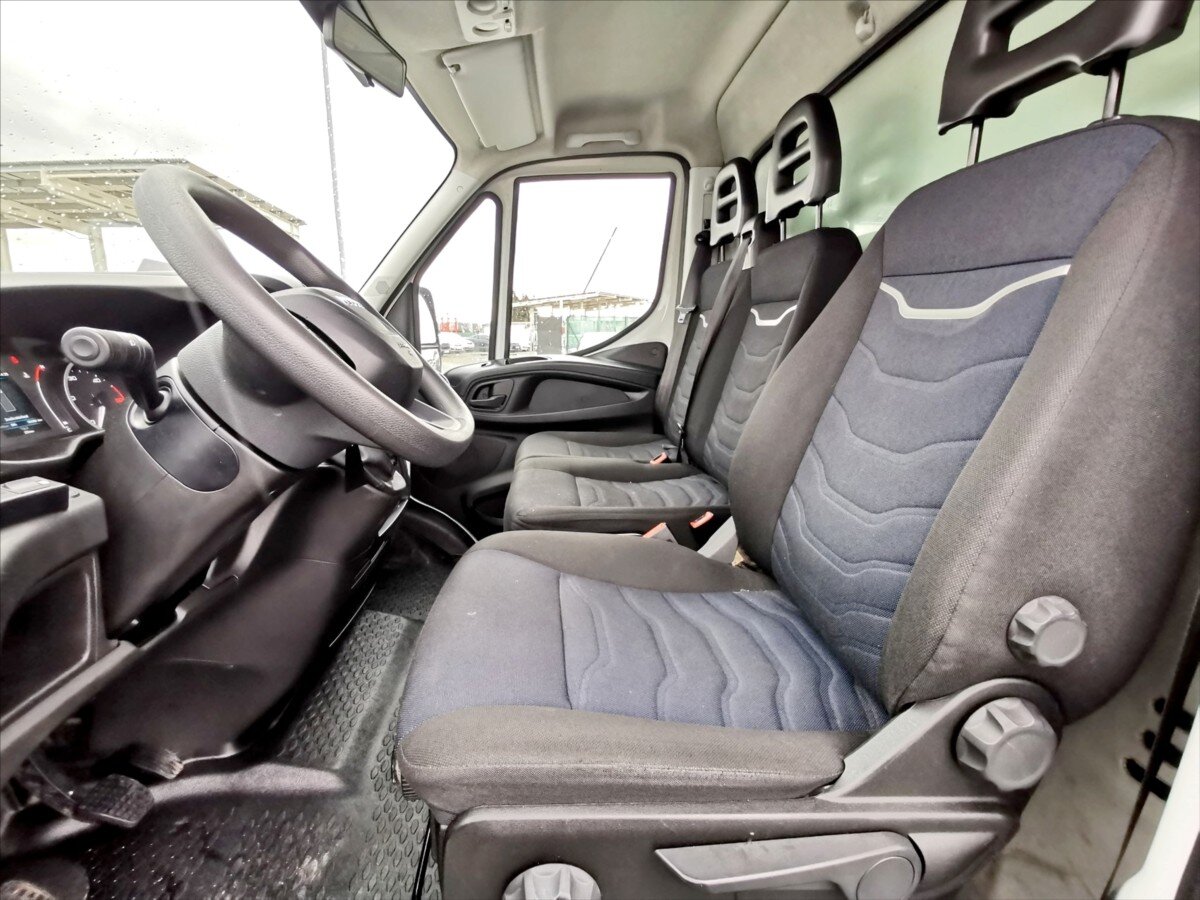 Iveco Daily Skříň 3,0 l 118 kw