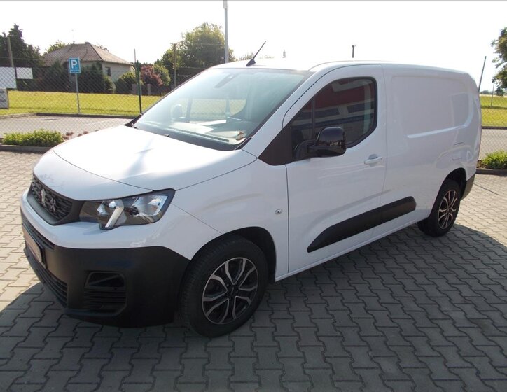 Peugeot Partner Ostatní 1,5 l 75 kw