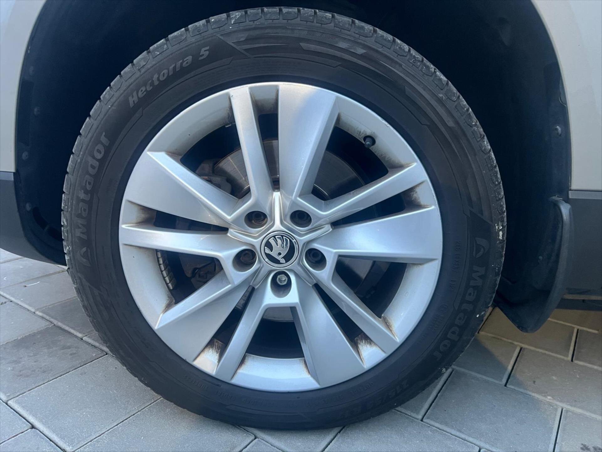 Škoda Karoq Kombi 1,5 l 110 kw