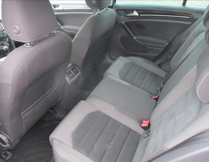 Volkswagen Golf Hatchback 1,4 l 103 kw