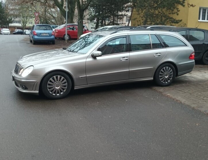 Mercedes-Benz Třídy E Kombi 0,0 0