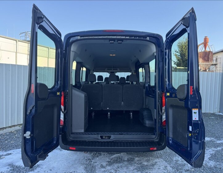 Ford Transit Kombi 2,0 l 96 kw