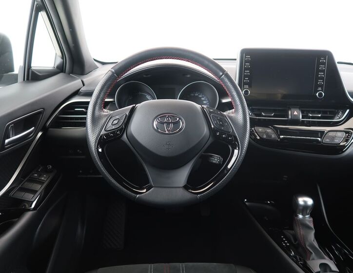 Toyota C-HR 15