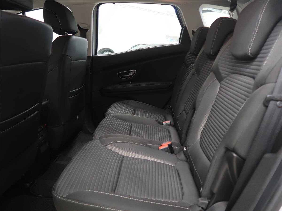 Renault Scénic MPV 1,5 l 81 kw