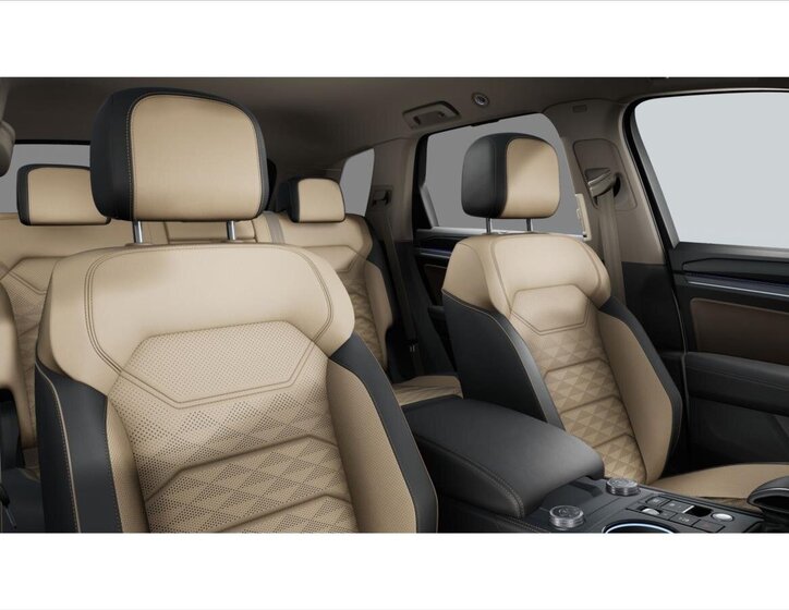 Volkswagen Touareg 9