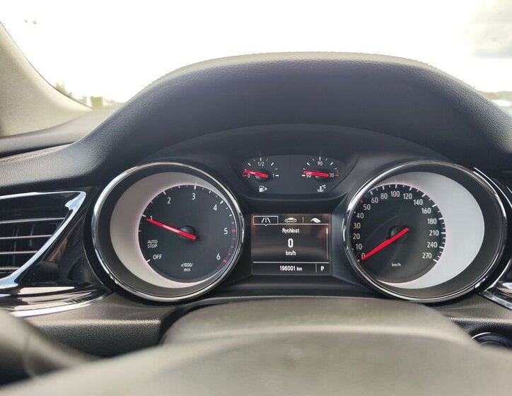 Opel Insignia Kombi 2,0 l 125 kw