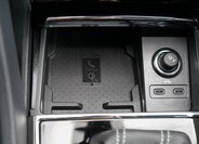 Škoda Karoq SUV / Terénní 1,5 l 110 kw