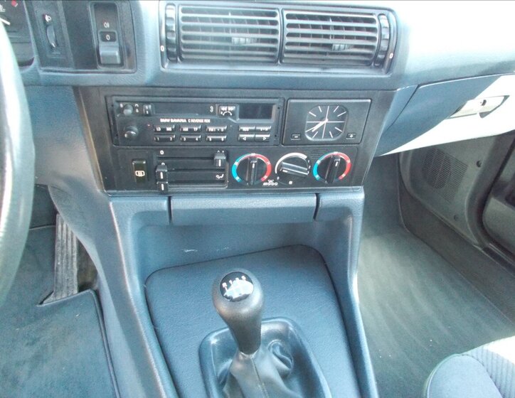 BMW Řada 5 Sedan / Limuzína 2,0 l 95 kw