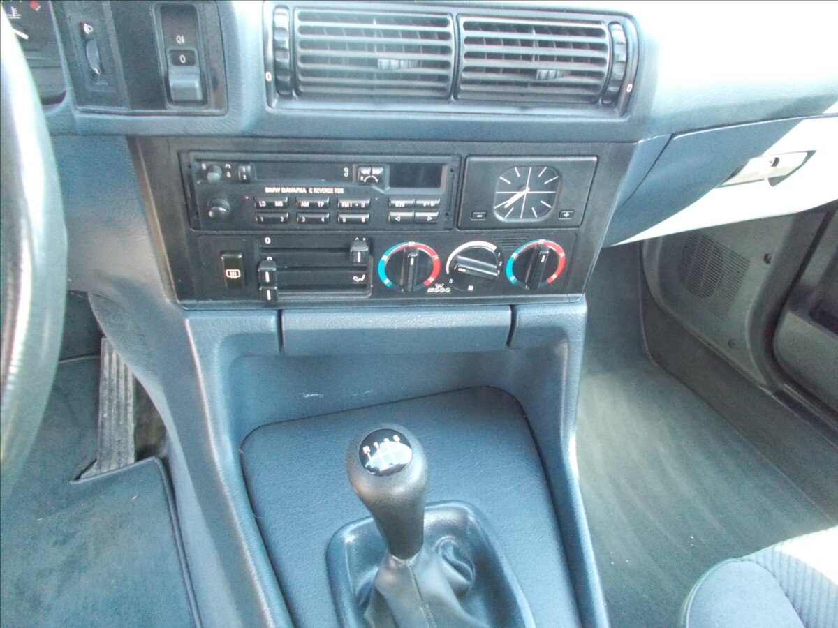 BMW Řada 5 Sedan / Limuzína 2,0 l 95 kw