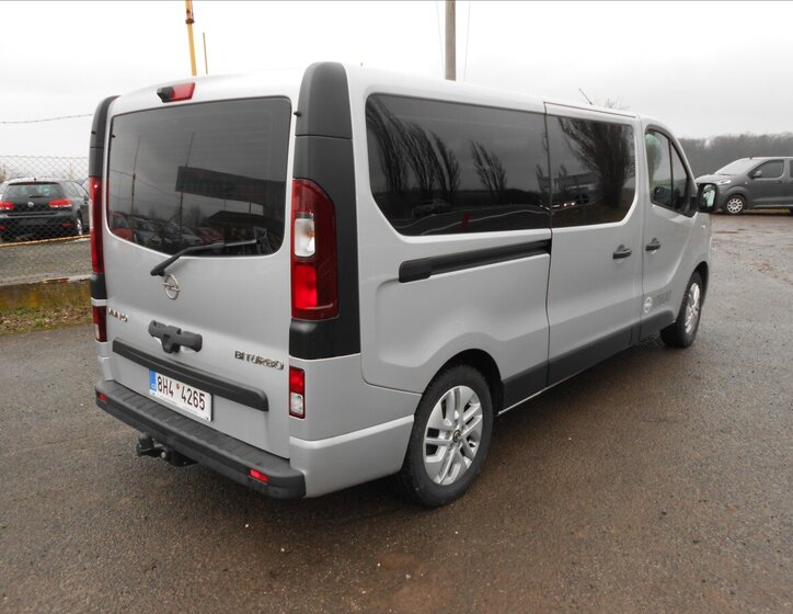 Opel Vivaro Kombi 1,6 l 92 kw