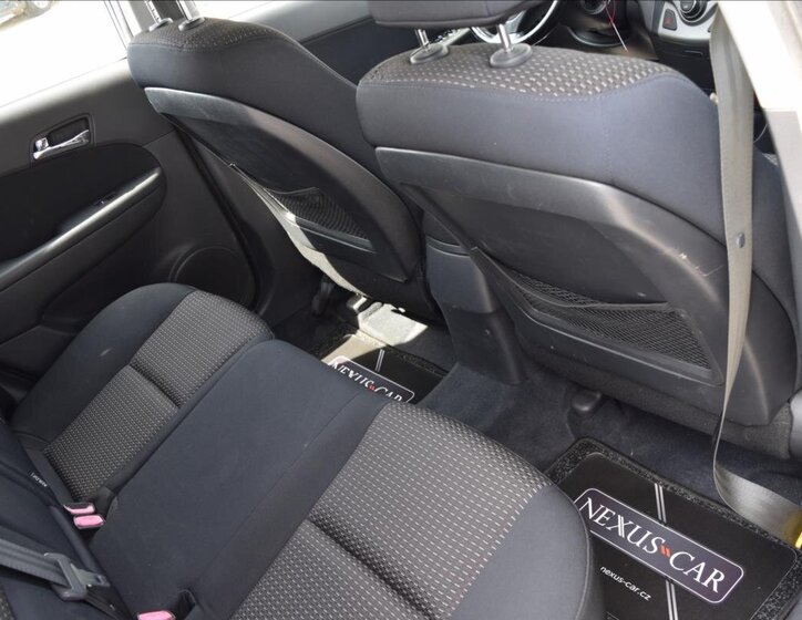 Hyundai i30 Hatchback 1,6 l 66 kw
