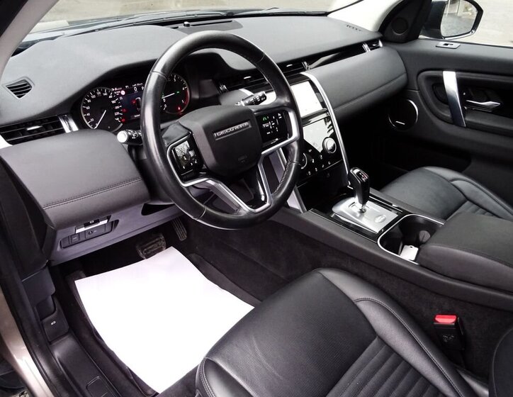 Land Rover Discovery Sport SUV 2,0 l 120 kw