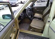 Mercedes-Benz 200 10