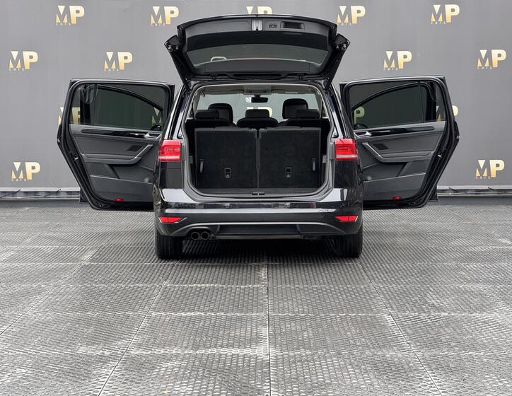 Volkswagen Touran 10