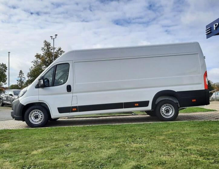 Peugeot Boxer 8