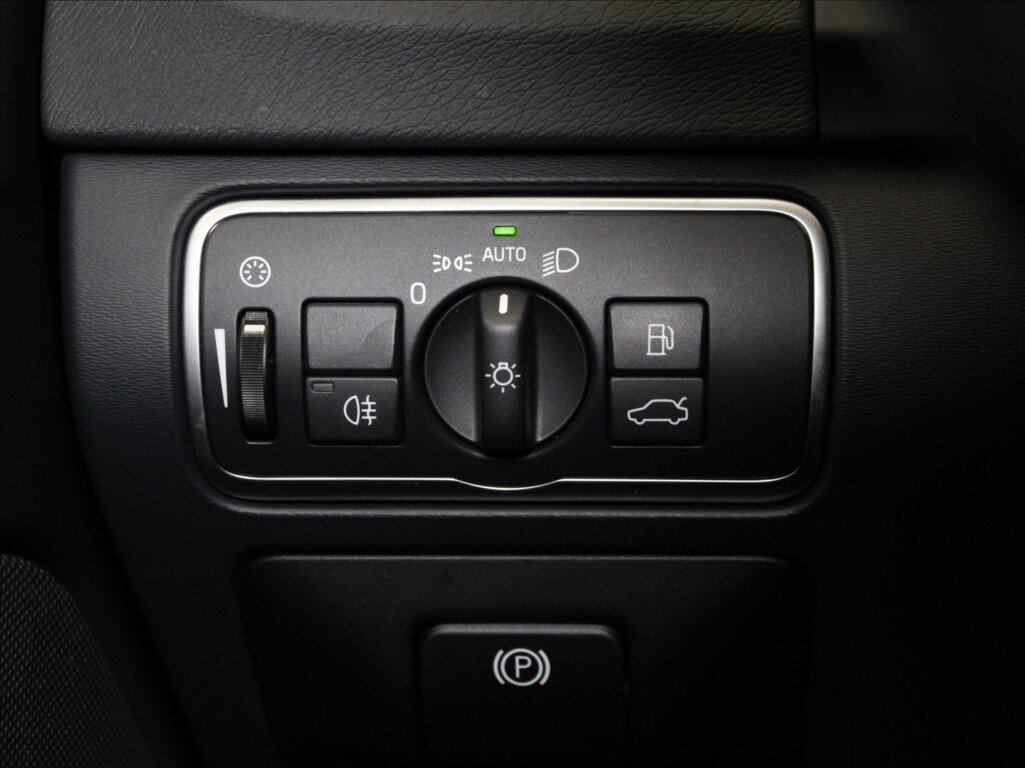 Volvo V60 Kombi 2,0 l 270 kw