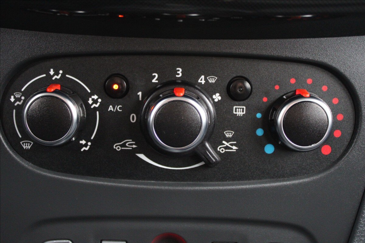 Dacia Sandero Hatchback 999,0 54 kw