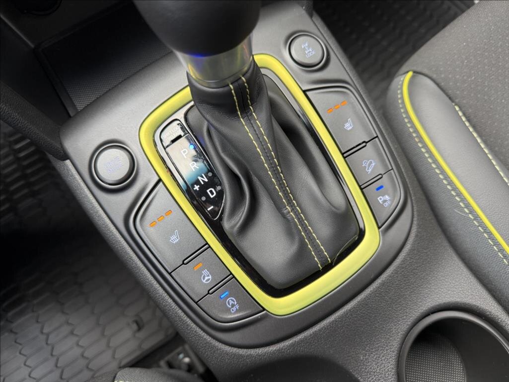 Hyundai Kona SUV / Terénní 1,6 l 130 kw