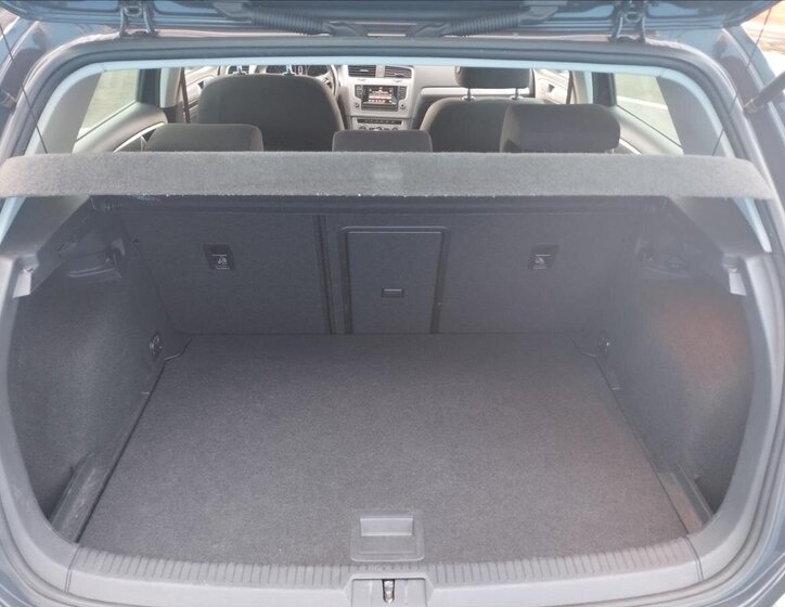 Volkswagen Golf Hatchback 1,2 l 63 kw