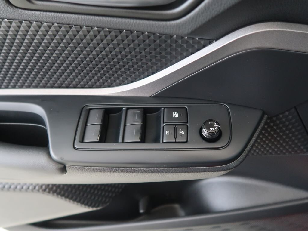 Toyota C-HR SUV / Terénní 1,8 l 72 kw