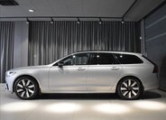 Volvo V90 2