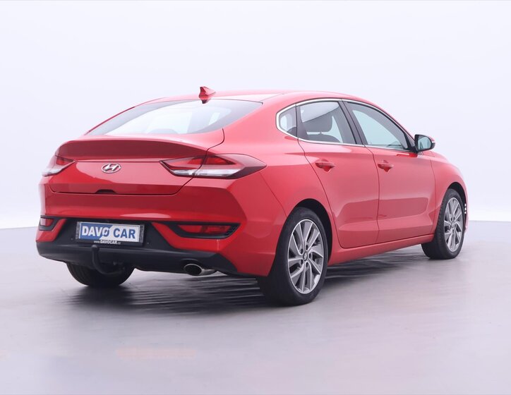 Hyundai i30 Liftback 1,6 l 100 kw