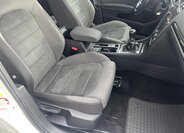 Volkswagen Golf Kombi 2,0 l 110 kw