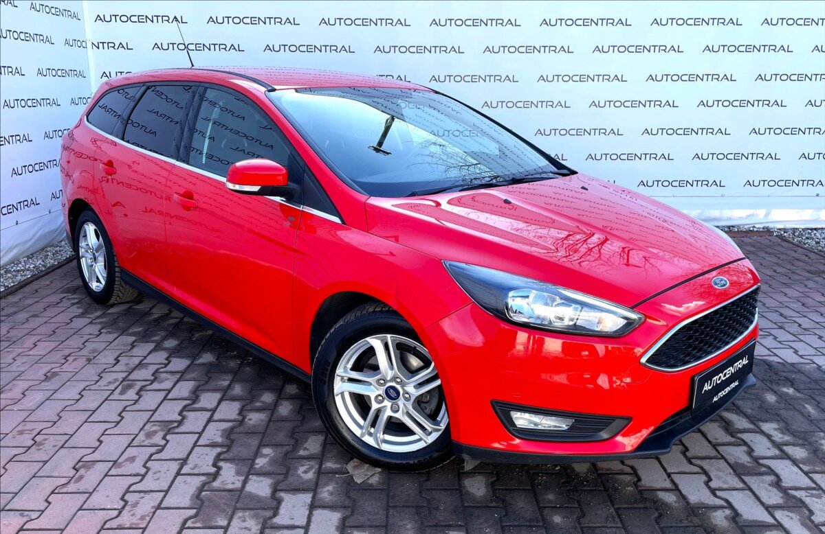 Ford Focus Kombi 999,0 92 kw