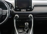 Toyota RAV4 SUV / Terénní 2,5 l 131 kw