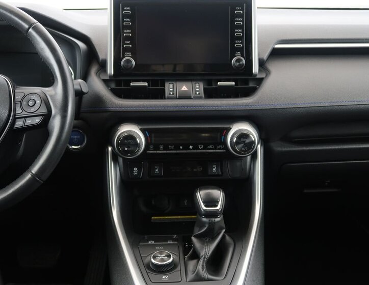 Toyota RAV4 SUV / Terénní 2,5 l 131 kw