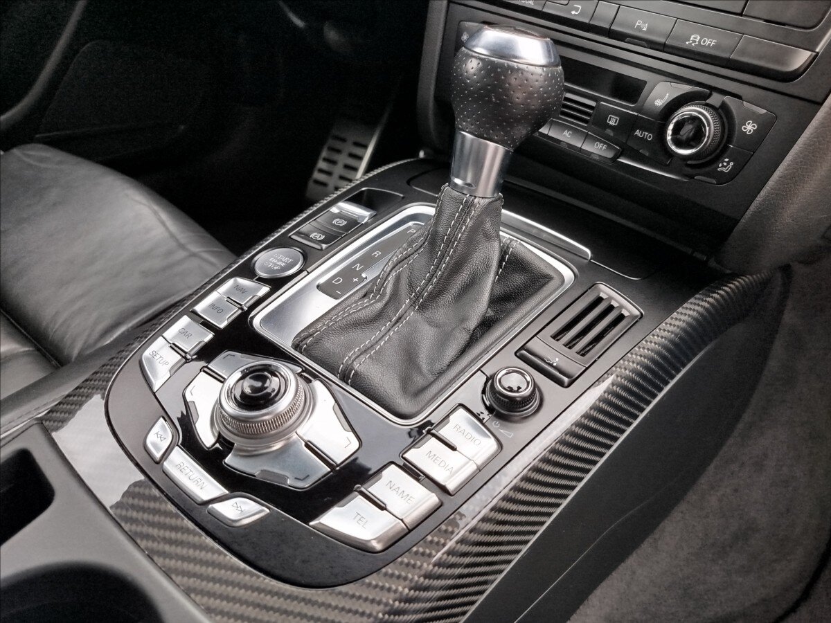 Audi RS 5 Kupé 4,2 l 331 kw