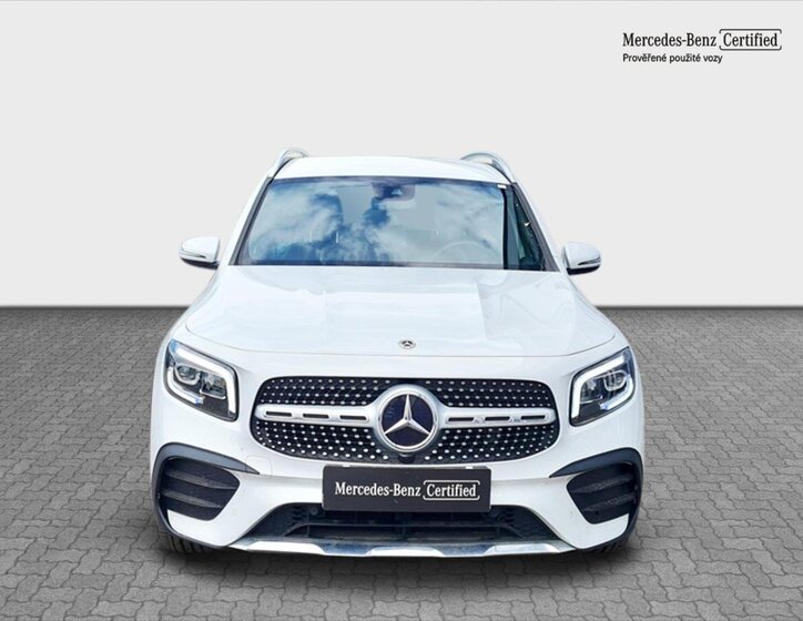 Mercedes-Benz GLB 8