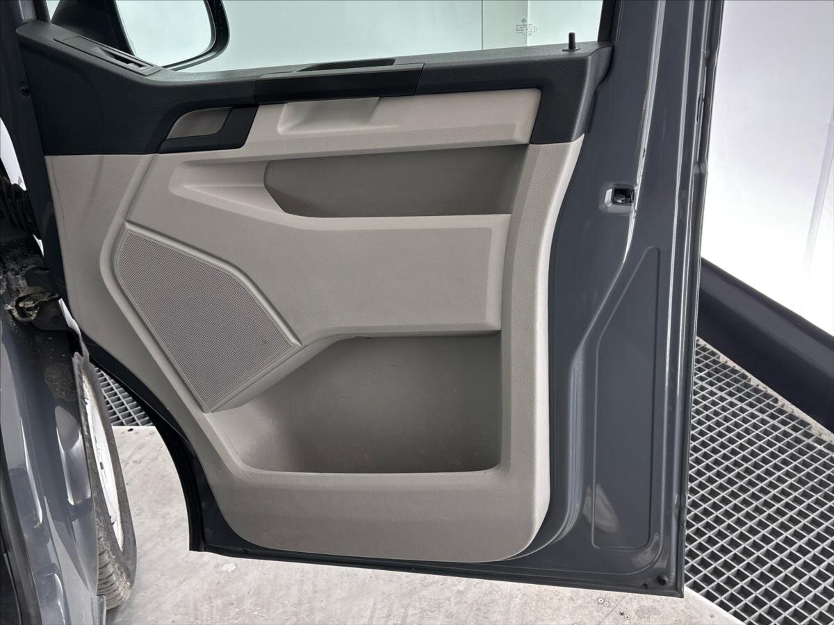 Volkswagen Transporter Kombi 2,0 l 110 kw