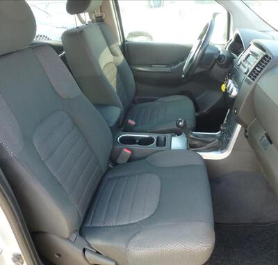Nissan Pathfinder 26
