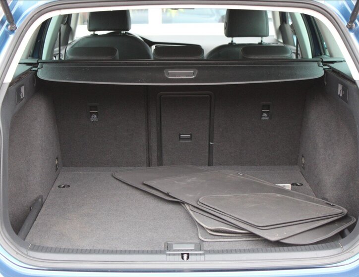 Volkswagen Golf Kombi 1,4 l 103 kw