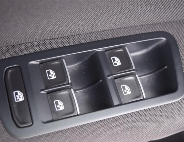 Volkswagen Golf Sportsvan 32