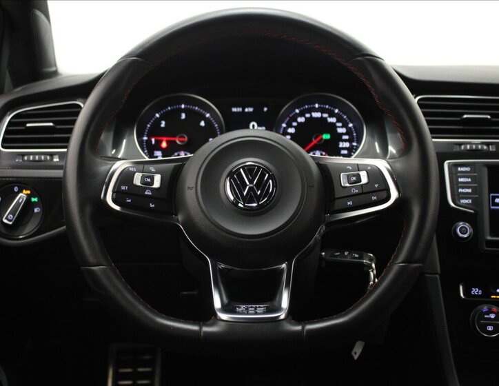 Volkswagen Golf Kombi 2,0 l 135 kw