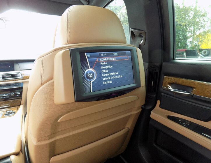 BMW Řada 7 Sedan / Limuzína 3,0 l 225 kw