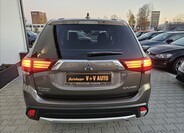 Mitsubishi Outlander 9