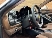 Ferrari F8 Kabriolet 3,9 l 530 kw